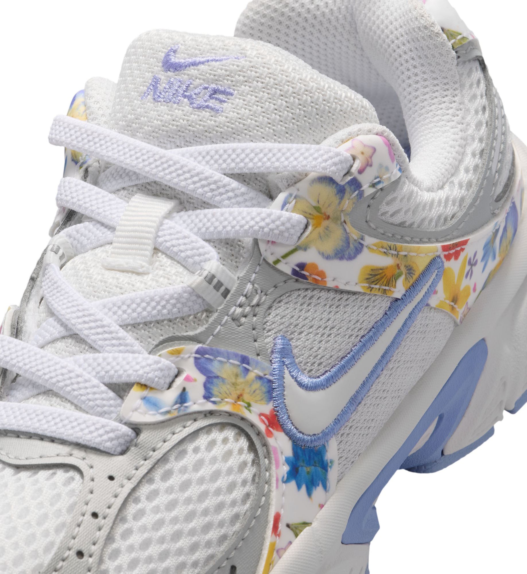 Nike V5 RNR “Summit White/Summit White/Photon Dust” (IQ9038-100)