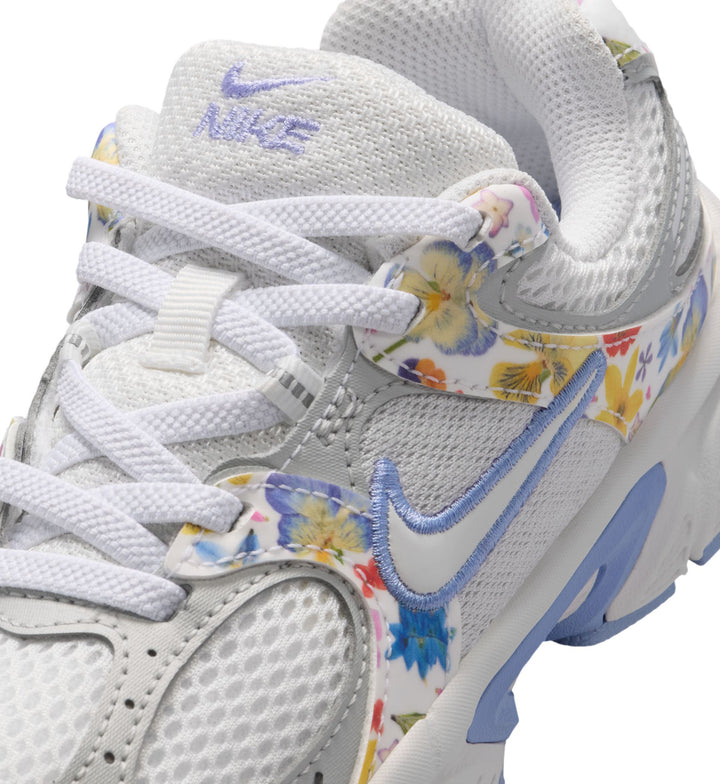 Nike V5 RNR “Summit White/Summit White/Photon Dust” (IQ9038-100)