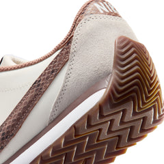 Nike Pacific Premium Sail/British Khaki-Lt Chocolate (IR1377-101)