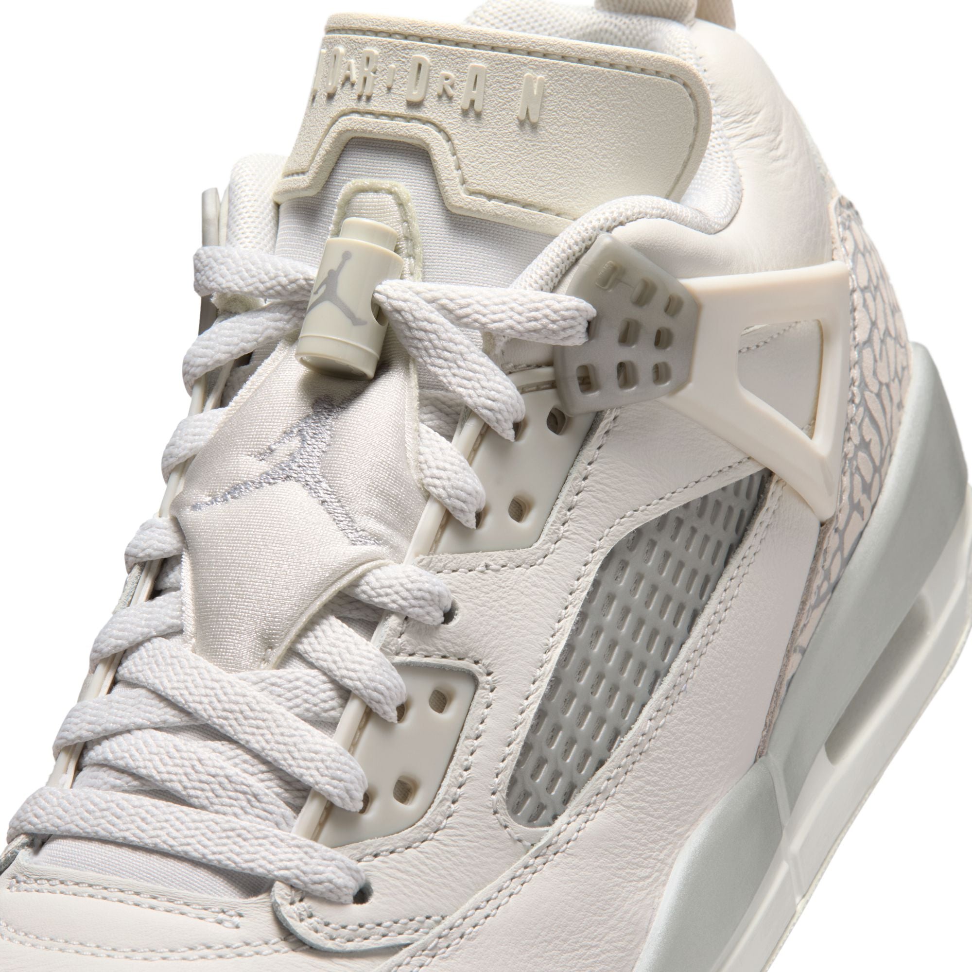 Jordan Spizike Low Women’s Swan Metallic Silver Wolf Grey IR1836-101 | Pro Feet