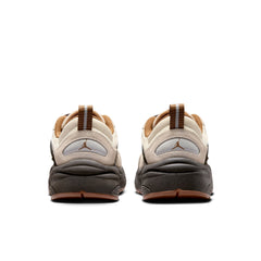 Women’s Jordan Trunner O/S Soft Pearl Light British Tan Shadow Brown IR1839-003 | Pro Feet