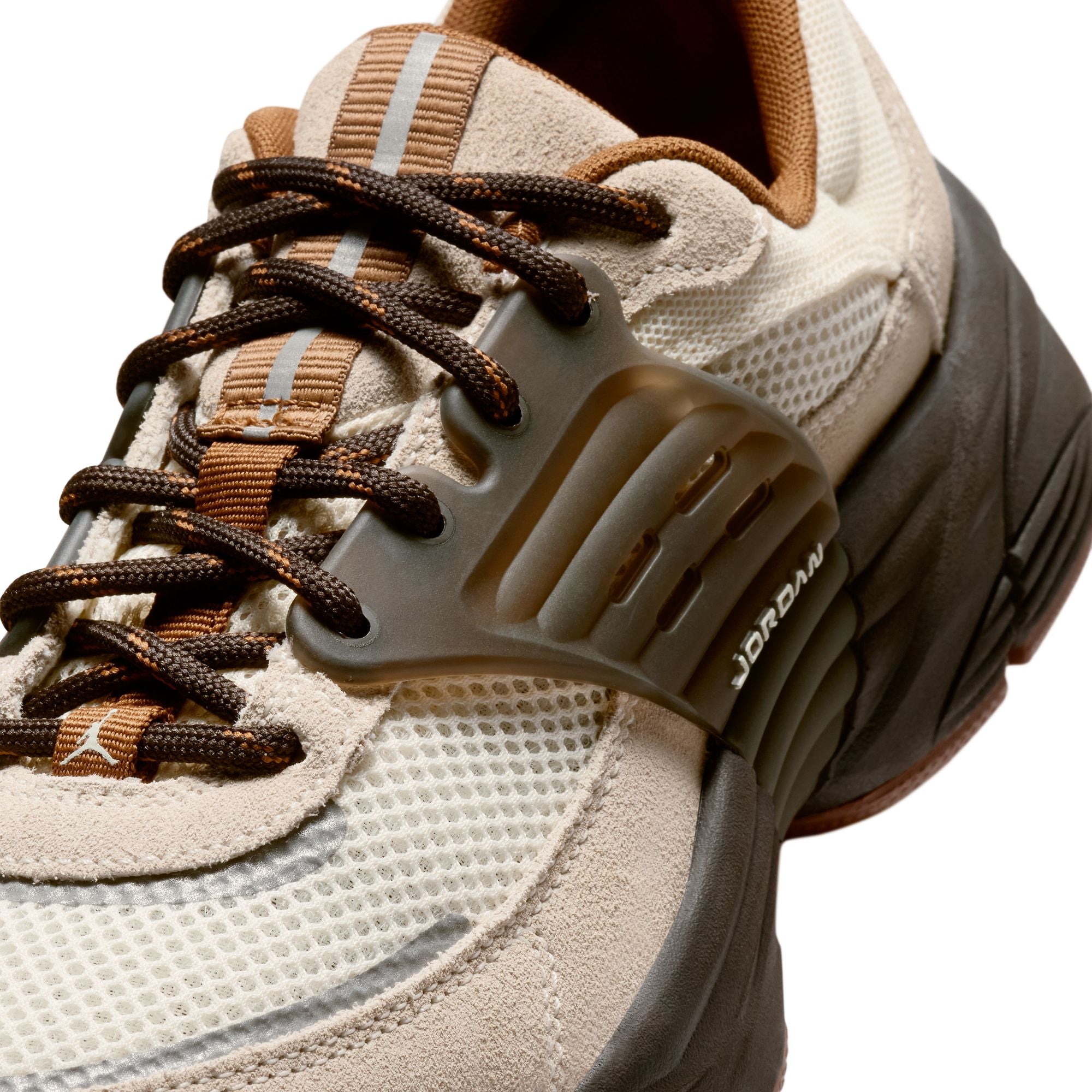 Women’s Jordan Trunner O/S Soft Pearl Light British Tan Shadow Brown IR1839-003 | Pro Feet