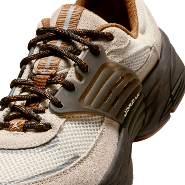 Women’s Jordan Trunner O/S Soft Pearl Light British Tan Shadow Brown IR1839-003 | Pro Feet