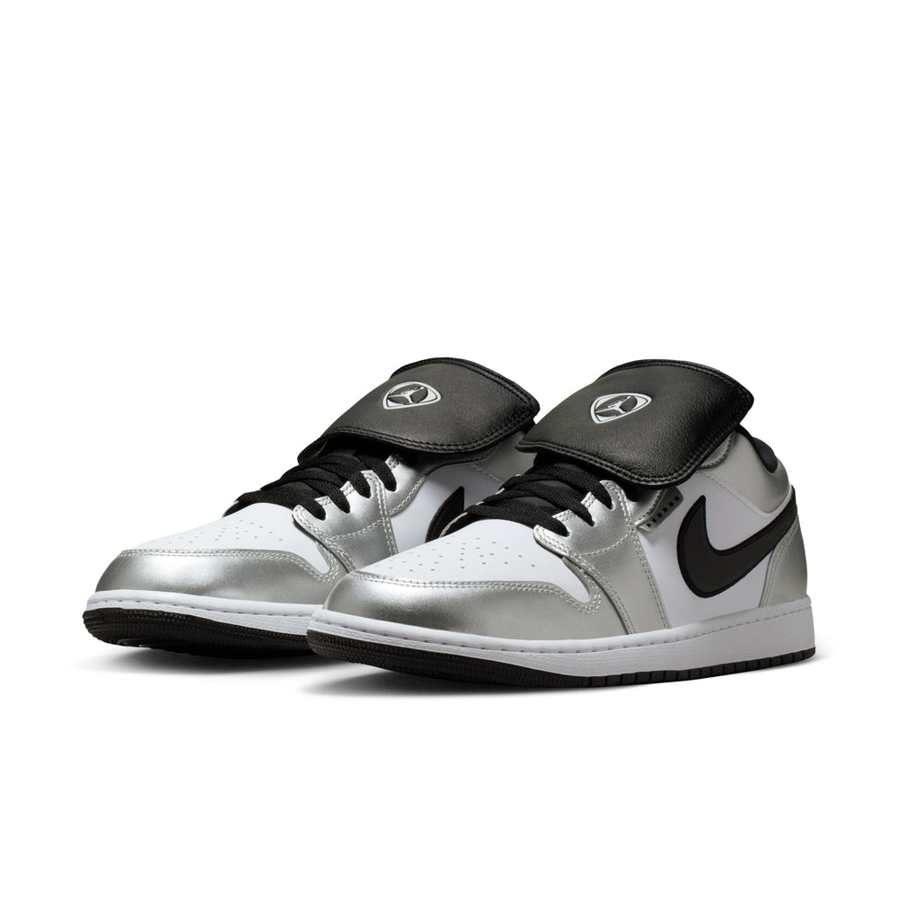 Air Jordan 1 Low SE White Black White Metallic Silver IR2278-100 | Pro Feet