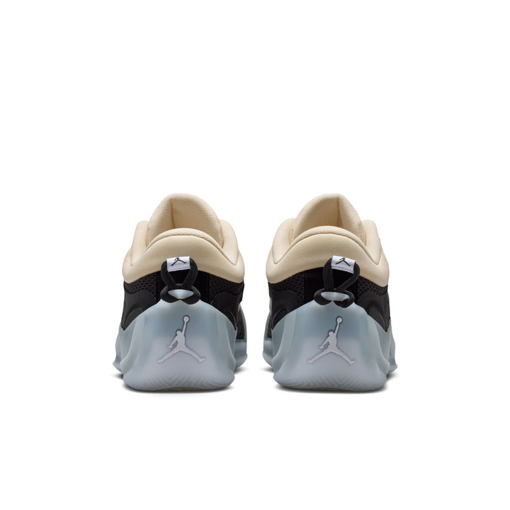Jordan Heir Series 2 Precious Medal – Pearl White Metallic Gold | Pro Feet | IR3504-200