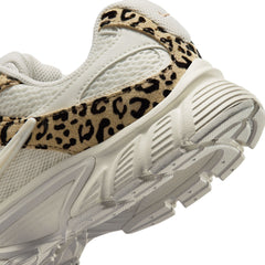 Women’s Nike V5 RNR Suede Sail Sail Hemp IR5823-133 | Pro Feet