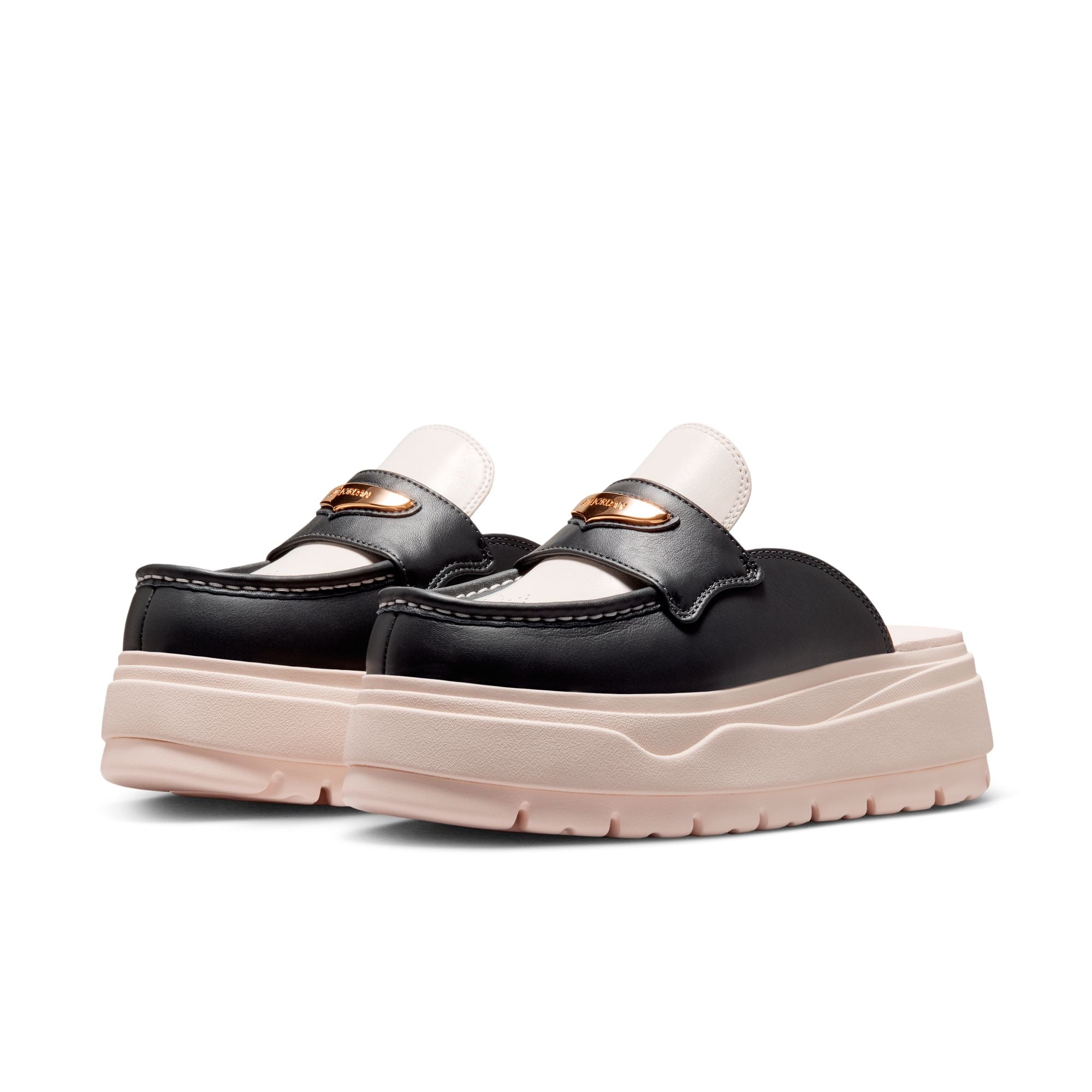Women’s Air Jordan Mule SE Off Noir Metallic Gold Chalk IV5070-001 | Pro Feet