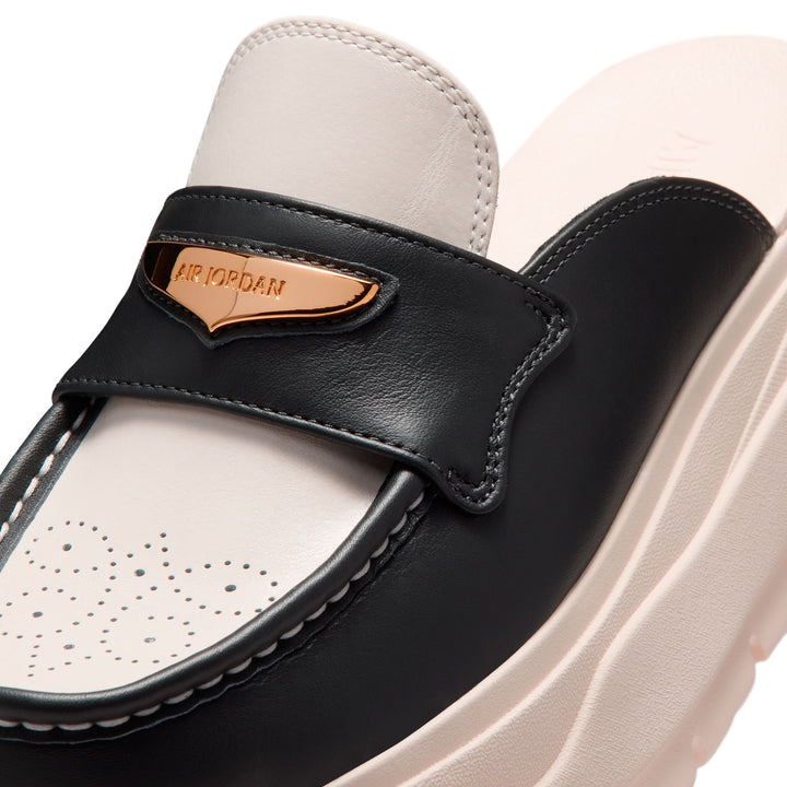 Women’s Air Jordan Mule SE Off Noir Metallic Gold Chalk IV5070-001 | Pro Feet