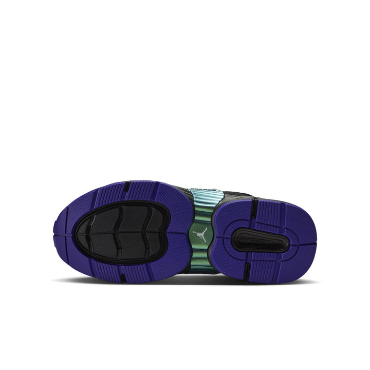 Jordan Trunner O/S SE GS Black Dark Concord IV5451-001 | Pro Feet