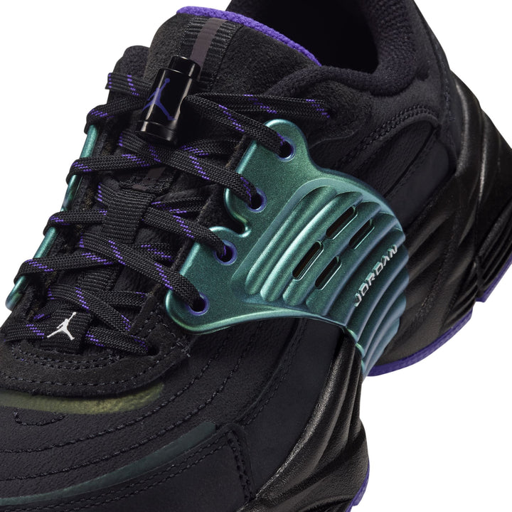Jordan Trunner O/S SE GS Black Dark Concord IV5451-001 | Pro Feet