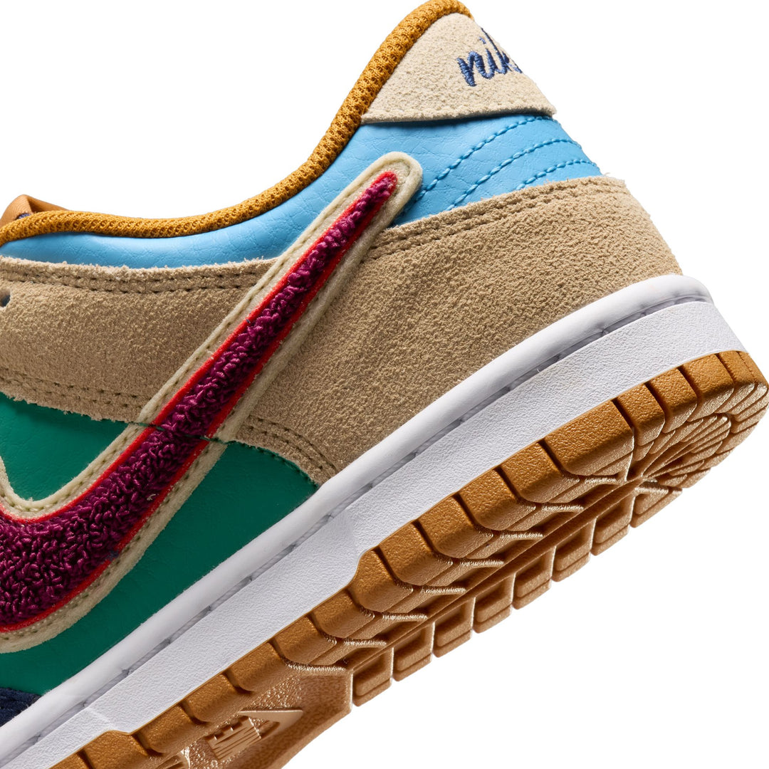 Nike Dunk Low GS Midnight Navy Speed Red IV6203-410 | Pro Feet
