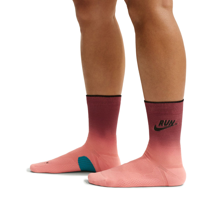 Nike Run Midweight Crew Socks Crimson Bliss IZ2744-600 | Pro Feet