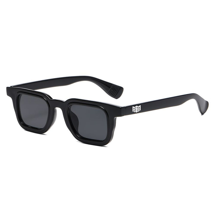 Million Dolla Motive Infamous Sunglasses Black | Pro Feet
