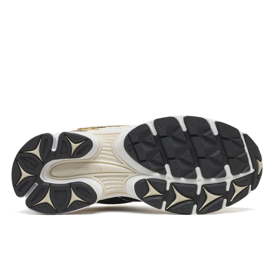Saucony Women’s ProGrid Triumph 4 Egret Black S101944-1002 | Pro Feet