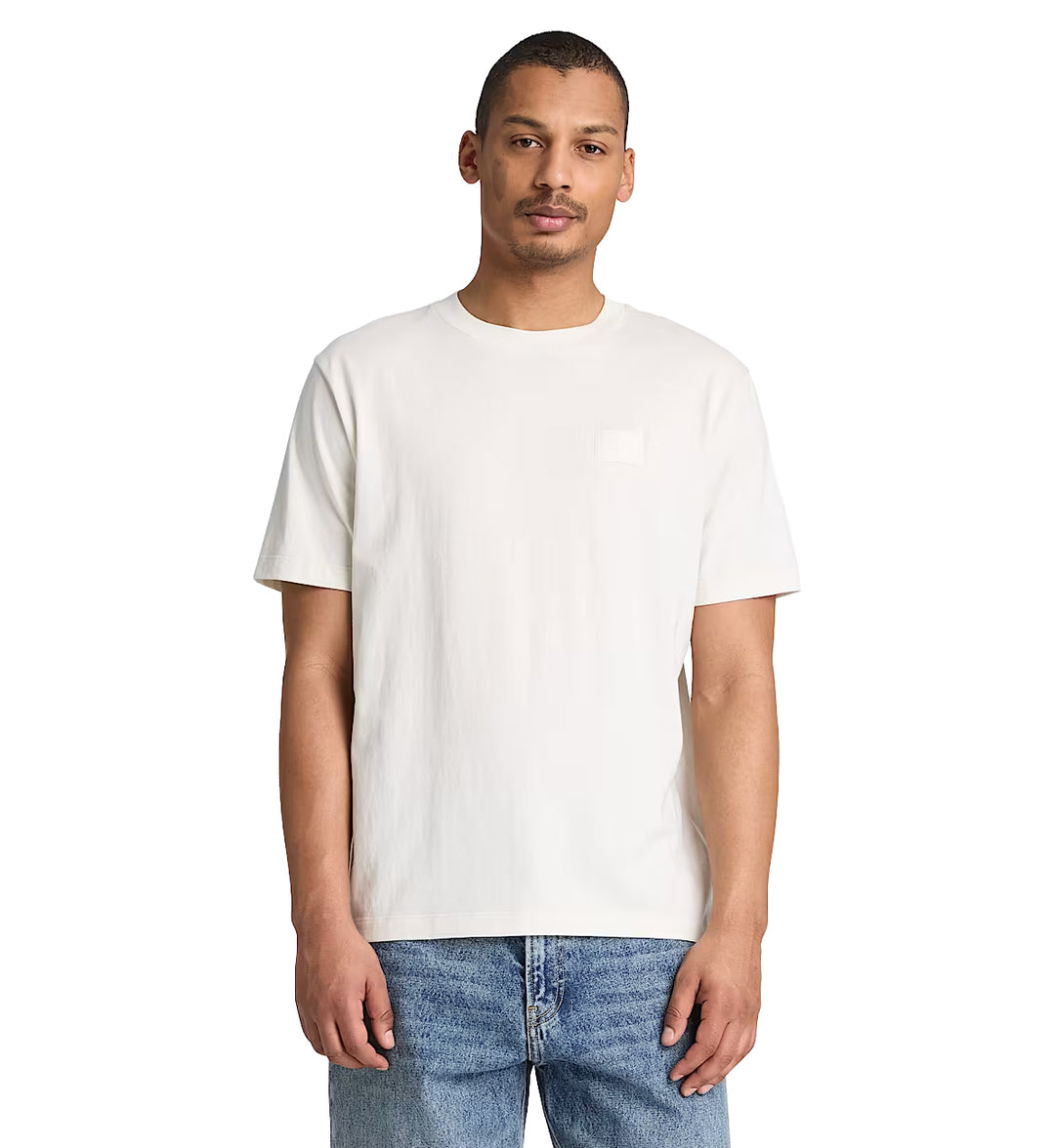 Timberland Men’s Silicon Badge Short-Sleeve T-Shirt Vintage White TBC0YHBV | Pro Feet