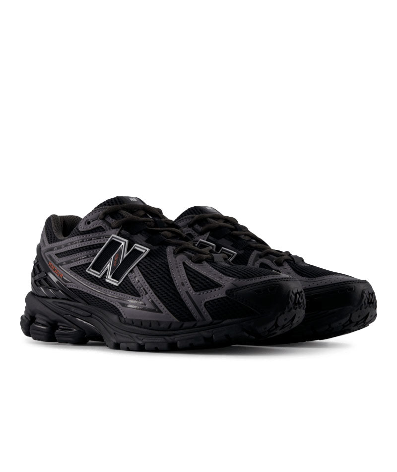 New Balance 1906R Black Hot Tomato U19069L0 | Pro Feet