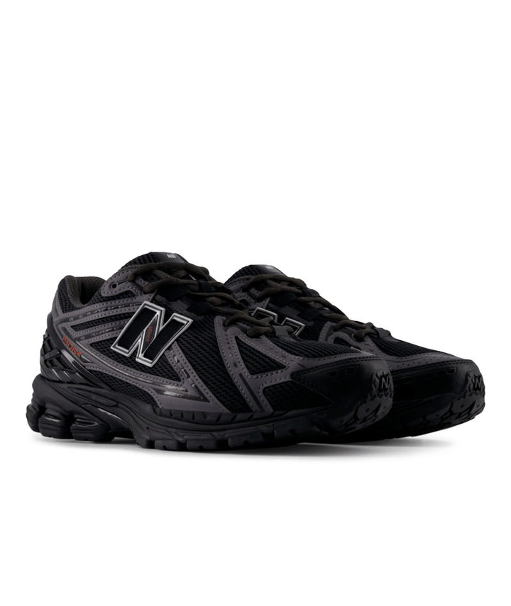 New Balance 1906R Black Hot Tomato U19069L0 | Pro Feet