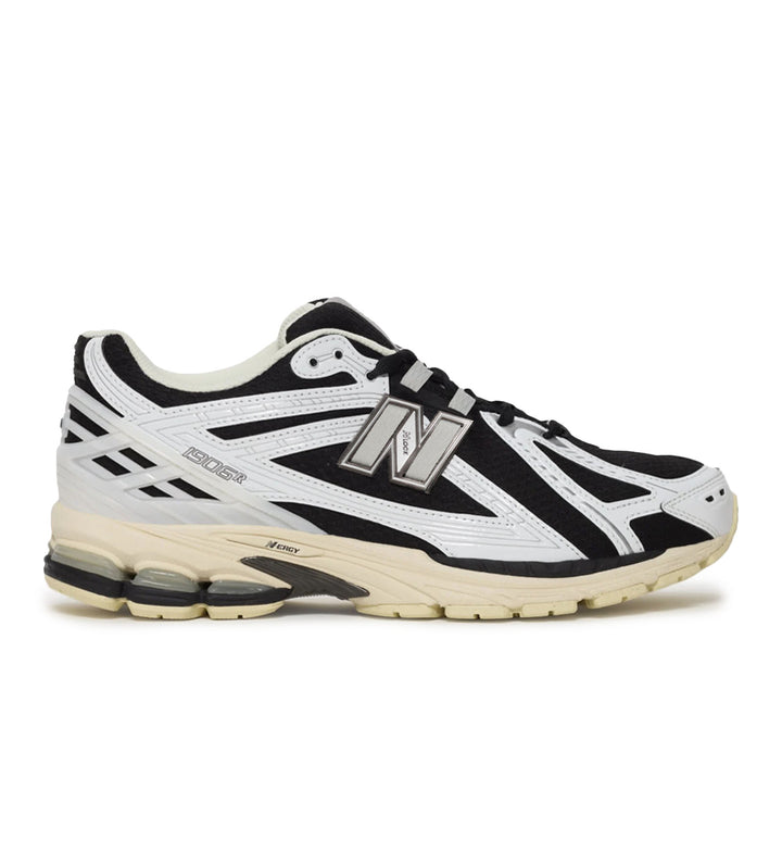 New Balance 1906R White Black Black Metallic U1906RCI | Pro Feet