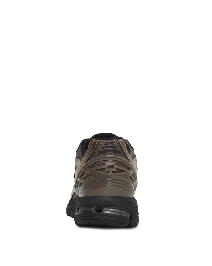 New Balance 1906R Mushroom/Black/Black Metallic (U1906RCJ)
