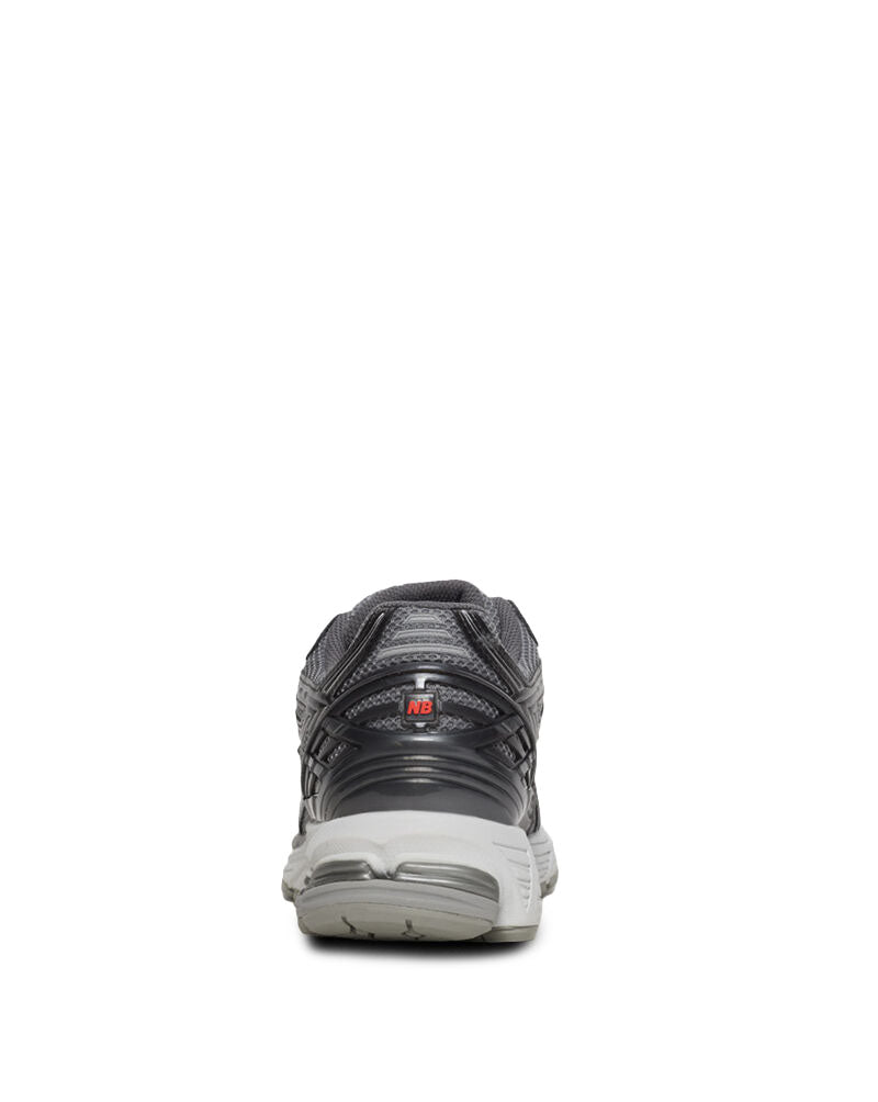 New Balance 1906R “Black Metallic/Urgent Red/Slate Grey” (U1906RCO)