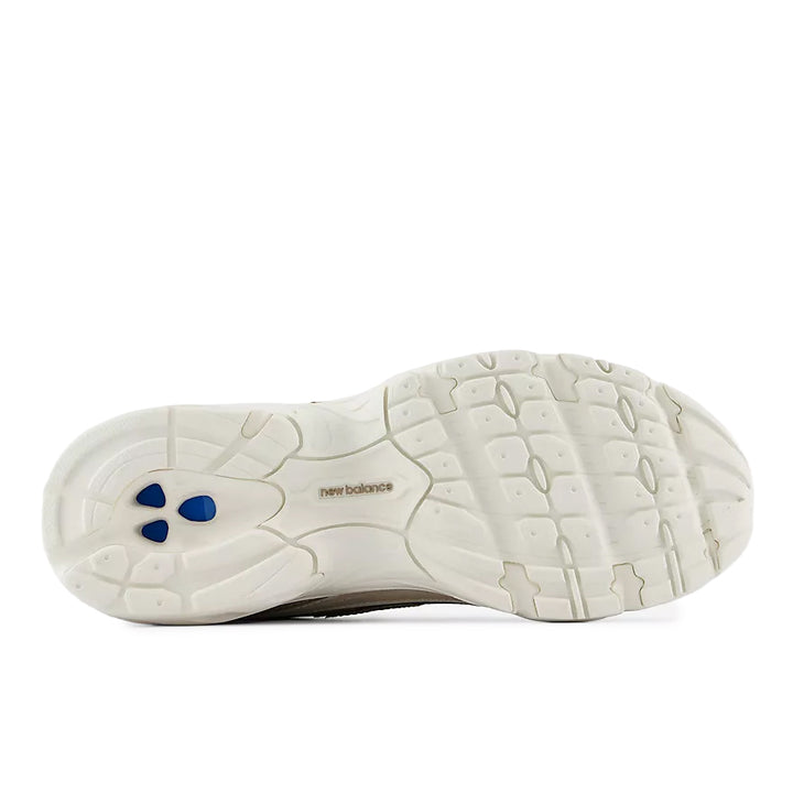 New Balance 740 Mushroom with Driftwood U7403TR | Pro Feet