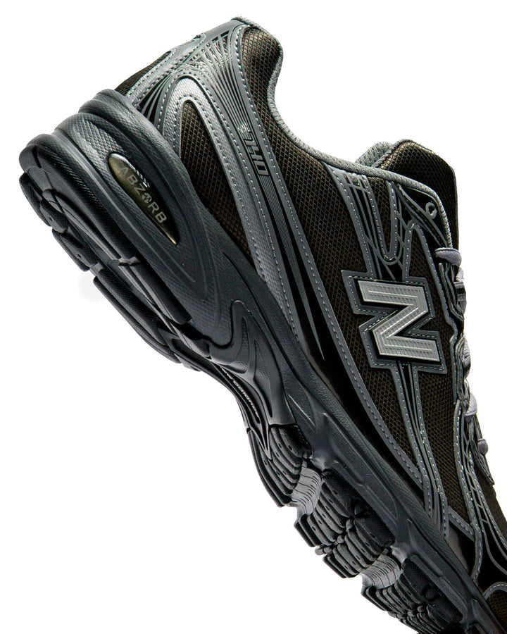 New Balance 740 Black Metallic Castlerock U7407YI | Pro Feet