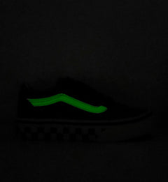 Vans Old Skool PS Glow-in-the-Dark Black/Bay Leaf Green VN000CYVEMF | Pro Feet
