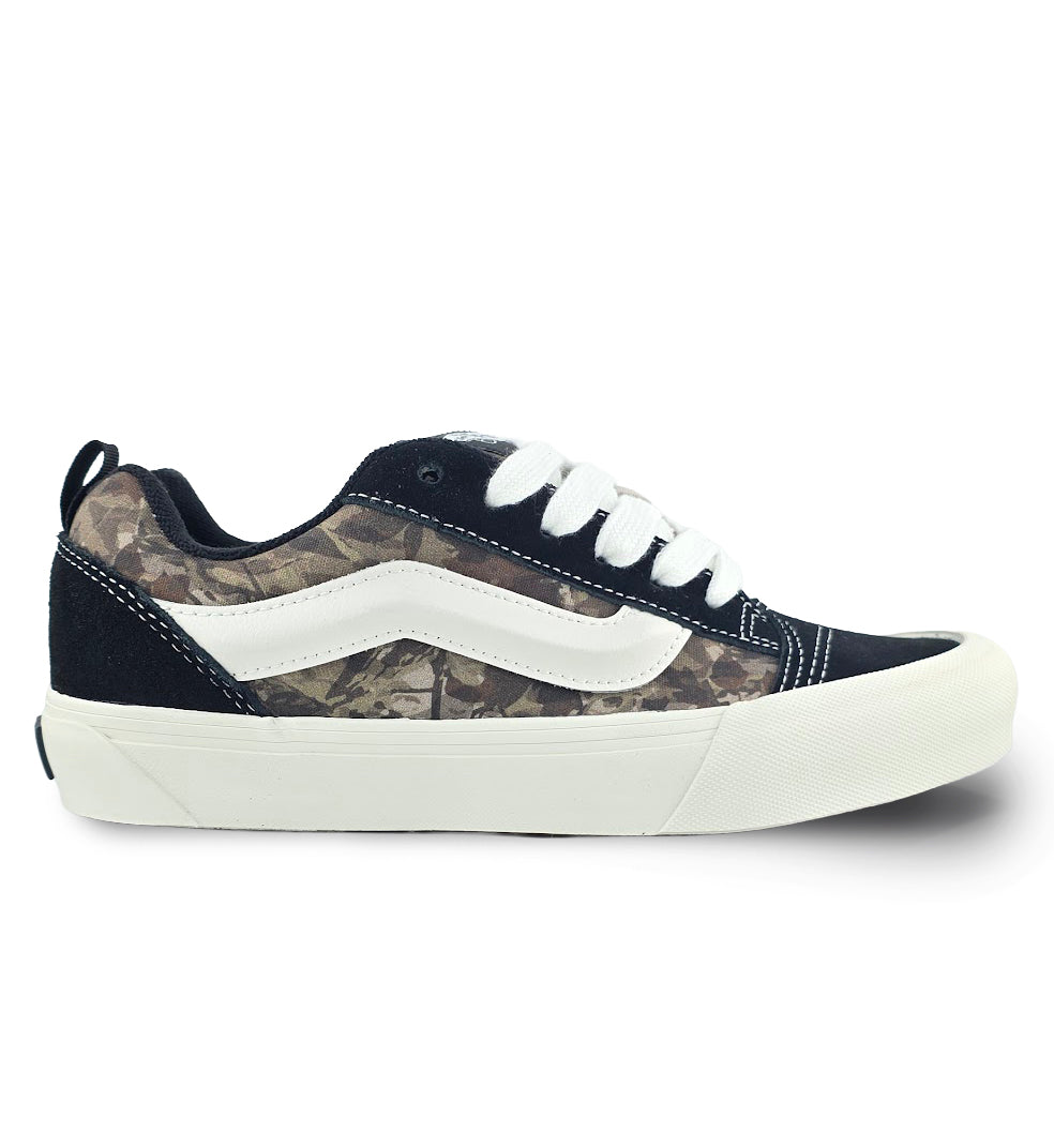 Vans Knu Skool “Black/Camo” – Skate Shoe (VN000D22BLA)