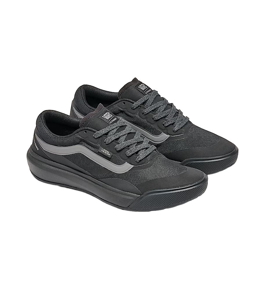 Vans UltraRange 2.0 Shoe “Blackout” (VN000D60BKA)
