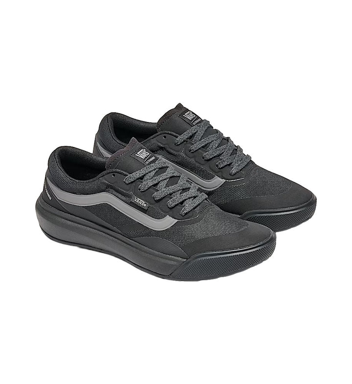 Vans UltraRange 2.0 Shoe “Blackout” (VN000D60BKA)