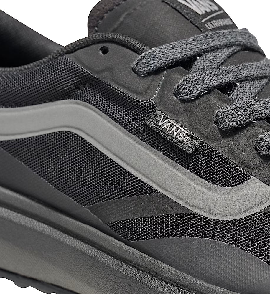 Vans UltraRange 2.0 Shoe “Blackout” (VN000D60BKA)