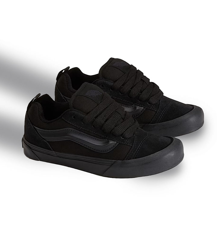 VANS Knu Skool GS “Triple Black” (VN000EGCGDY)