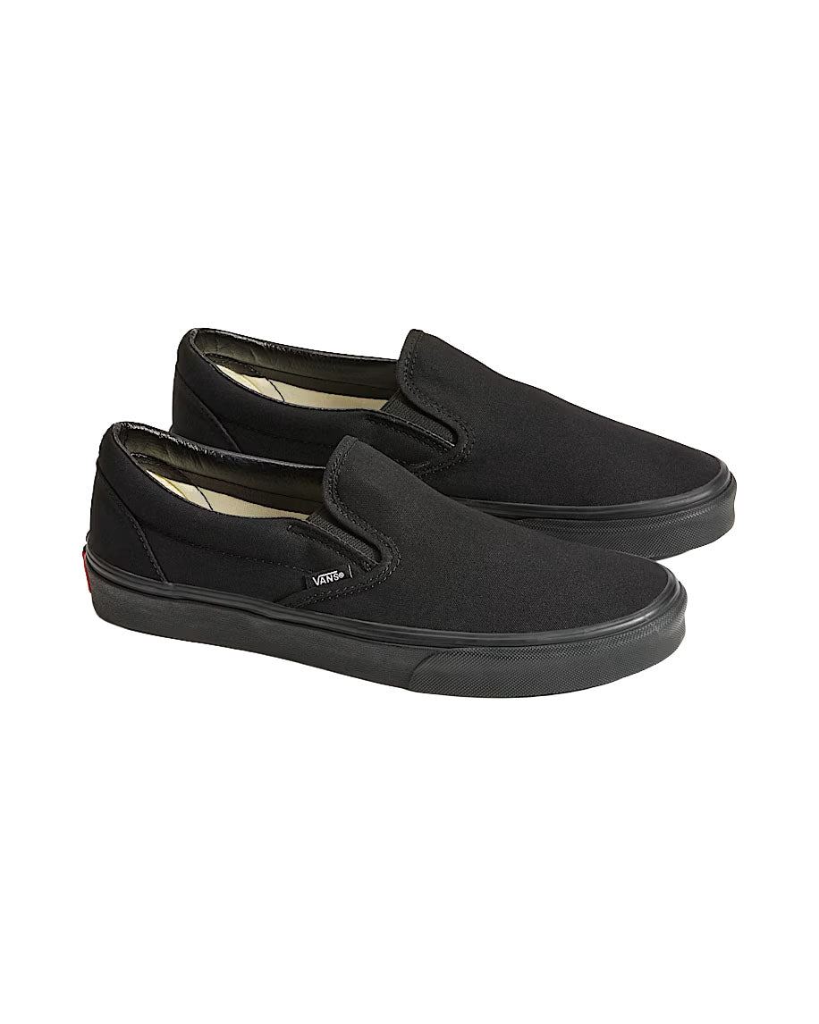 Vans Classic Slip-On “Blackout” (VN000EYEBKA)
