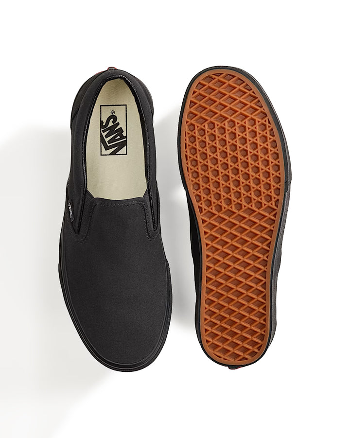 Vans Classic Slip-On Blackout VN000EYEBKA | Pro Feet